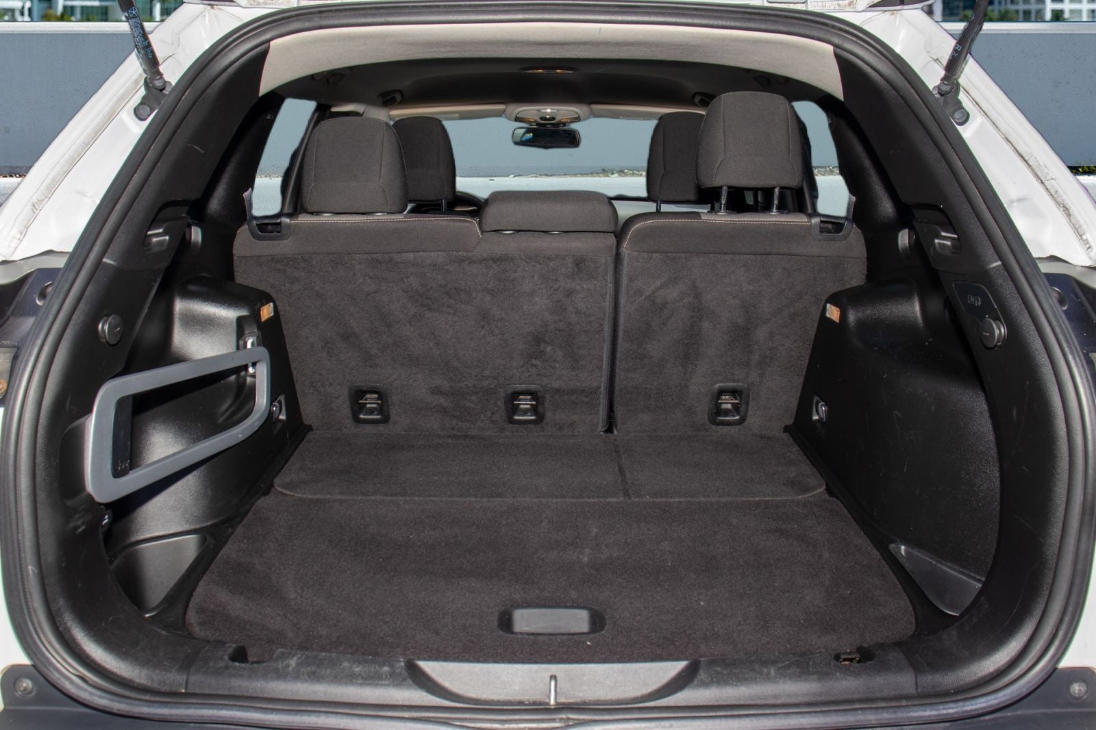 2017 Jeep Cherokee Sport