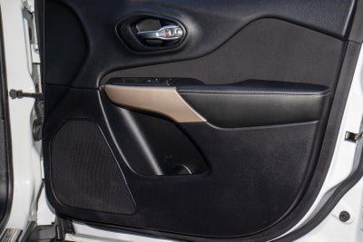 2017 Jeep Cherokee Sport