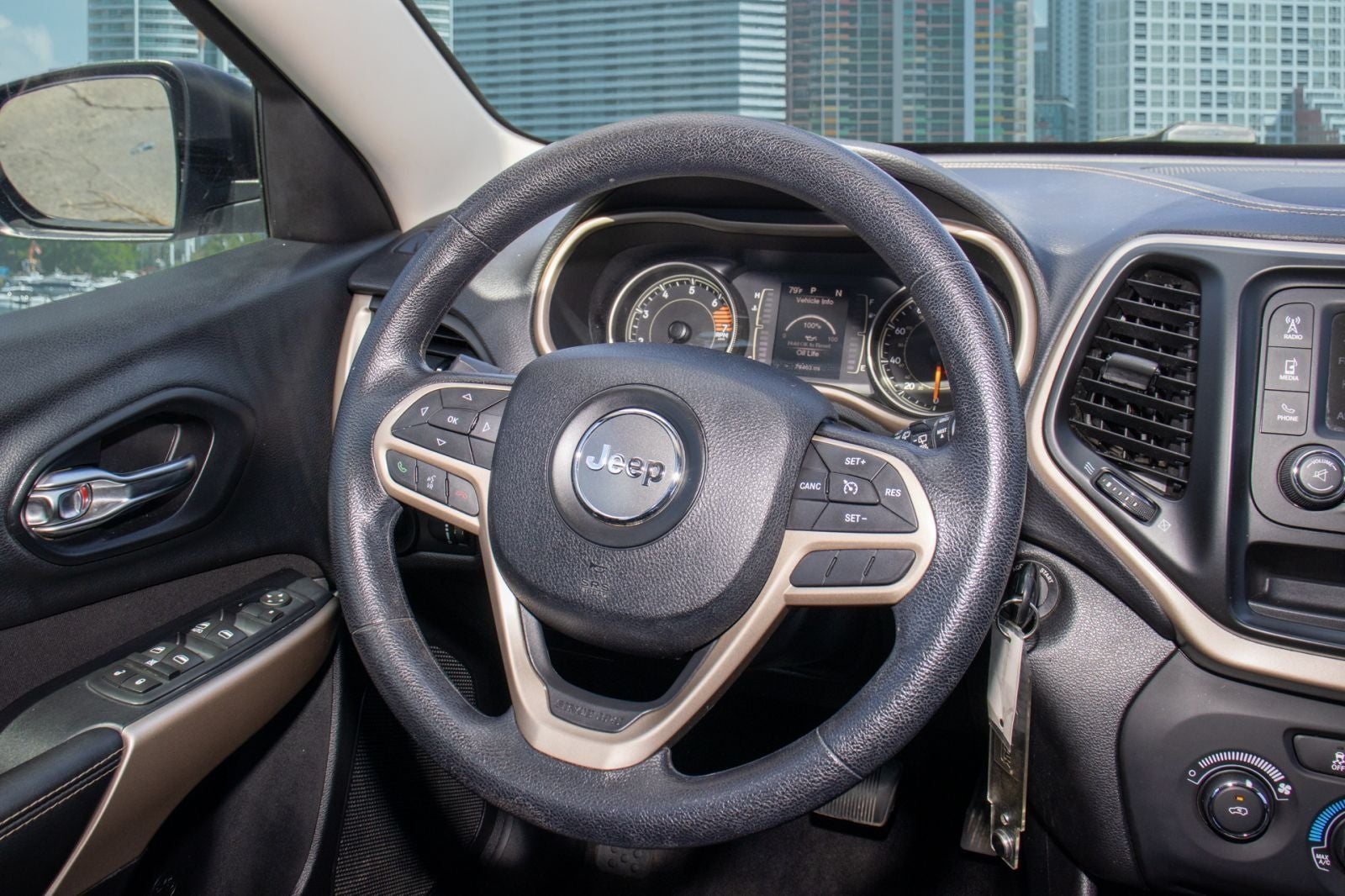 2017 Jeep Cherokee Sport