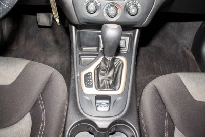 2017 Jeep Cherokee Sport