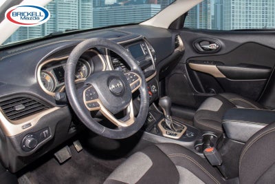 2017 Jeep Cherokee Sport