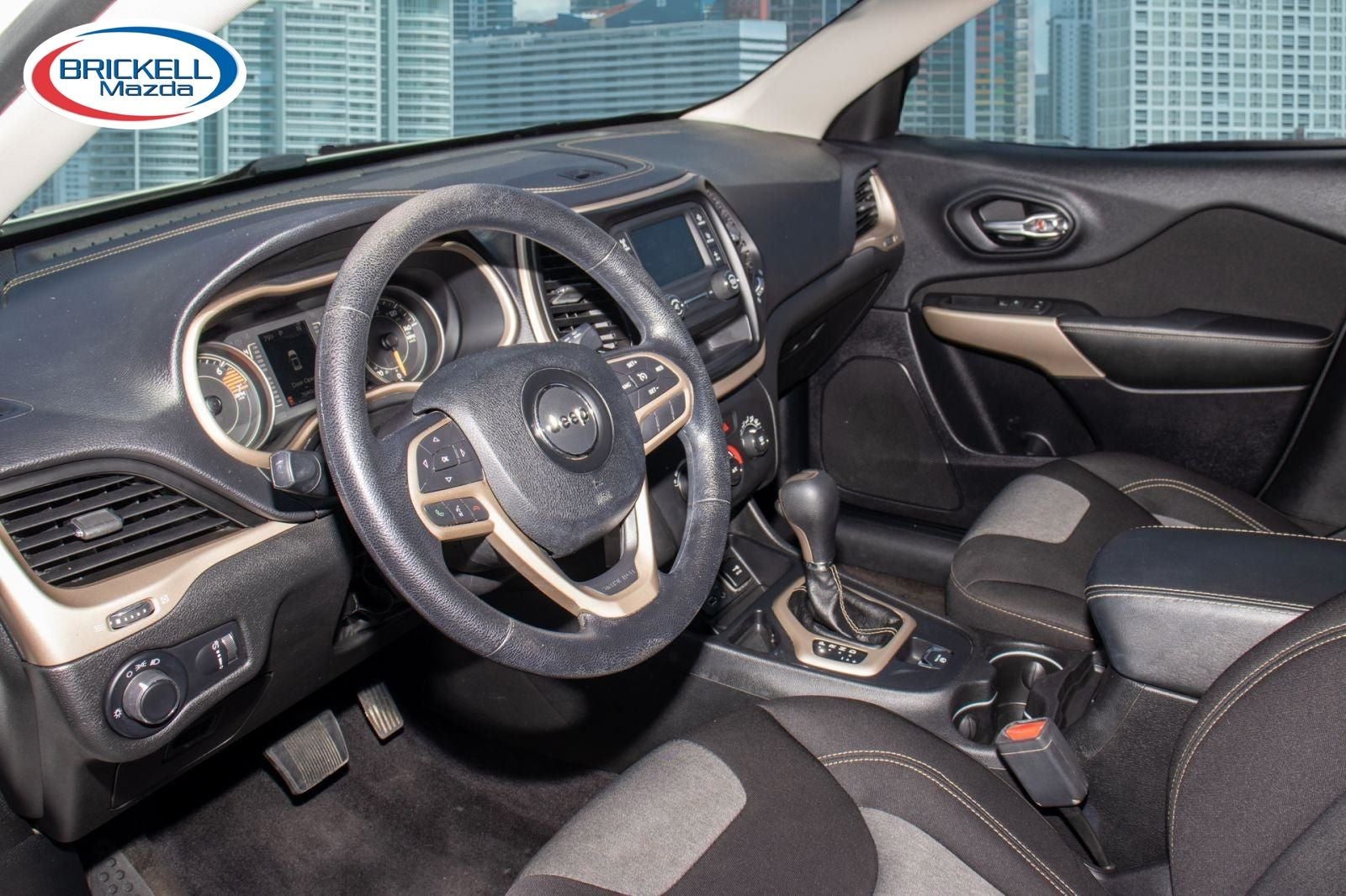 2017 Jeep Cherokee Sport