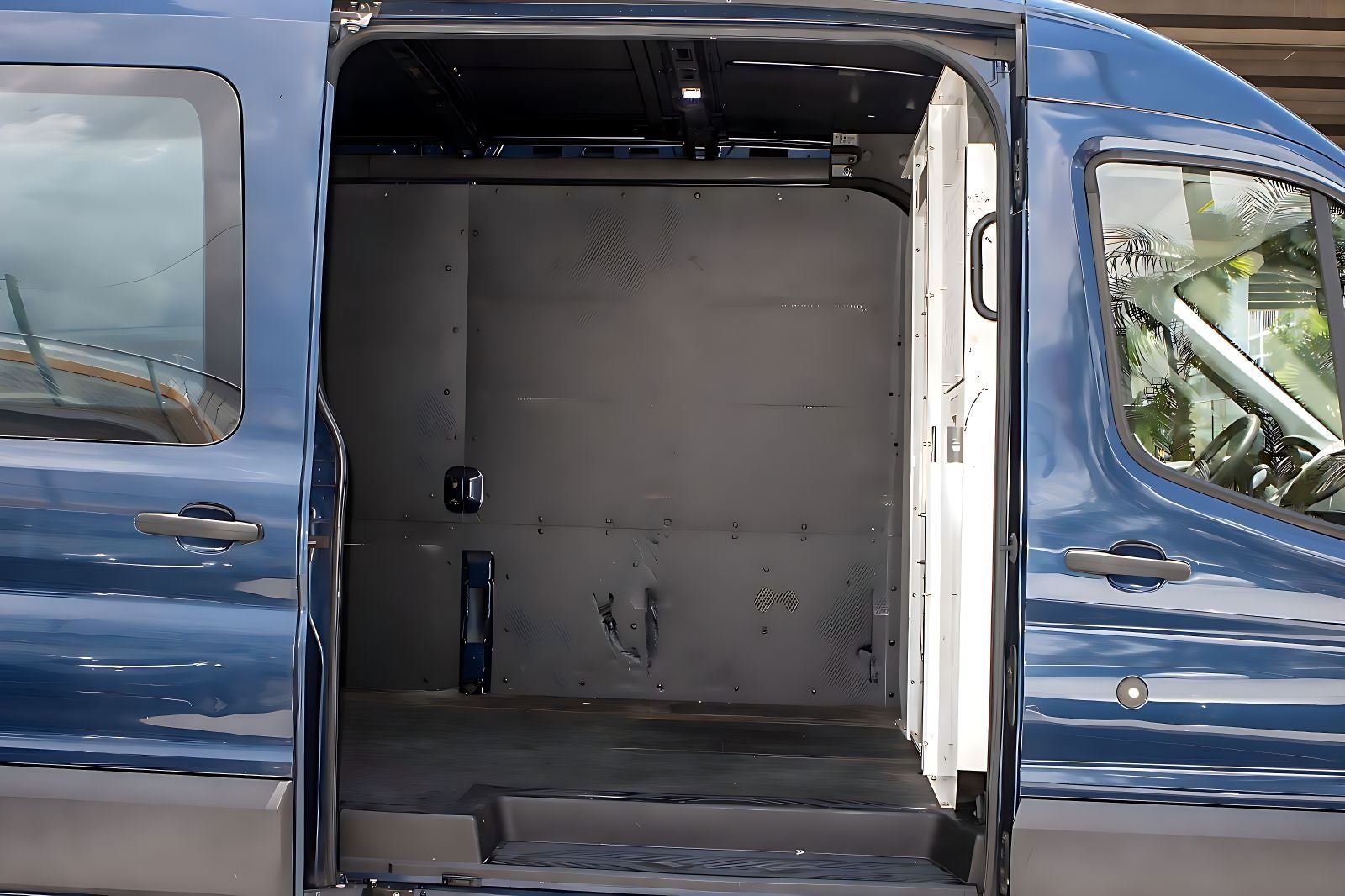 2019 Ford Transit-250 Base