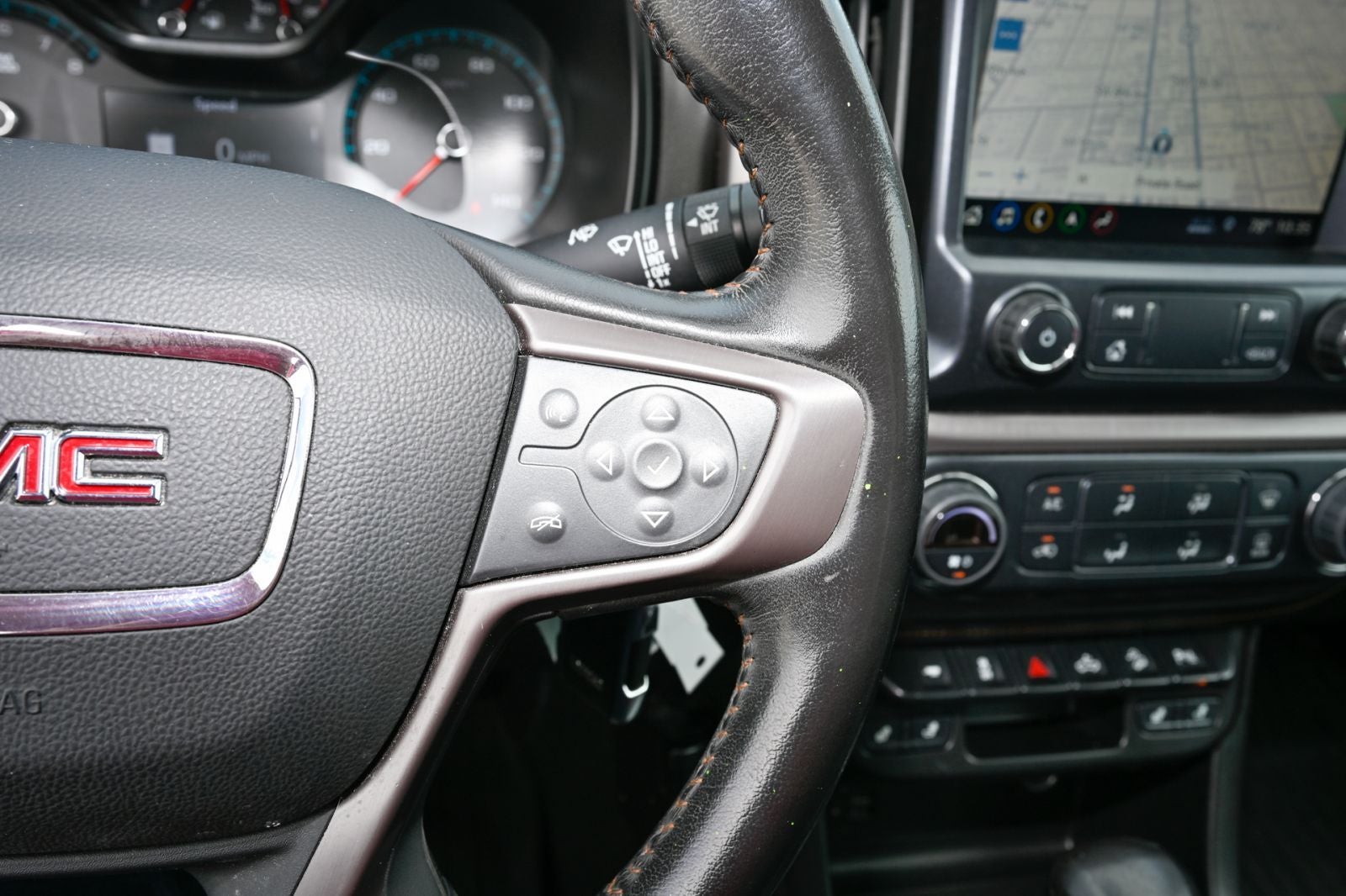 2022 GMC Canyon AT4 w/Leather