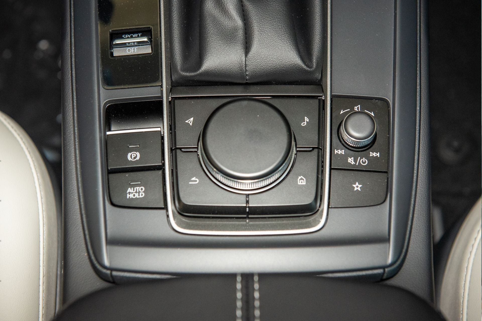 2026 Mazda Mazda CX-30 2.5 S Aire Edition