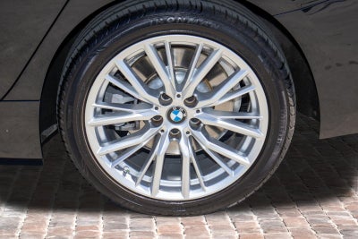 2024 BMW 3 Series 330i