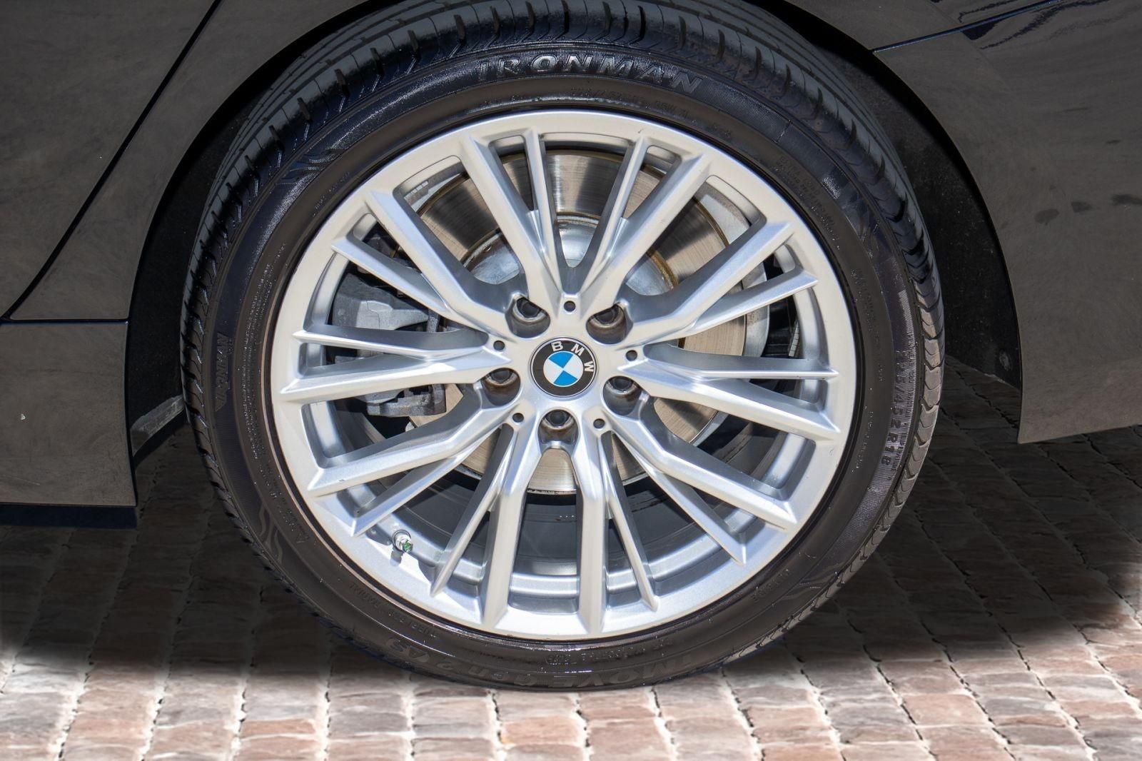 2024 BMW 3 Series 330i