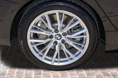 2024 BMW 3 Series 330i