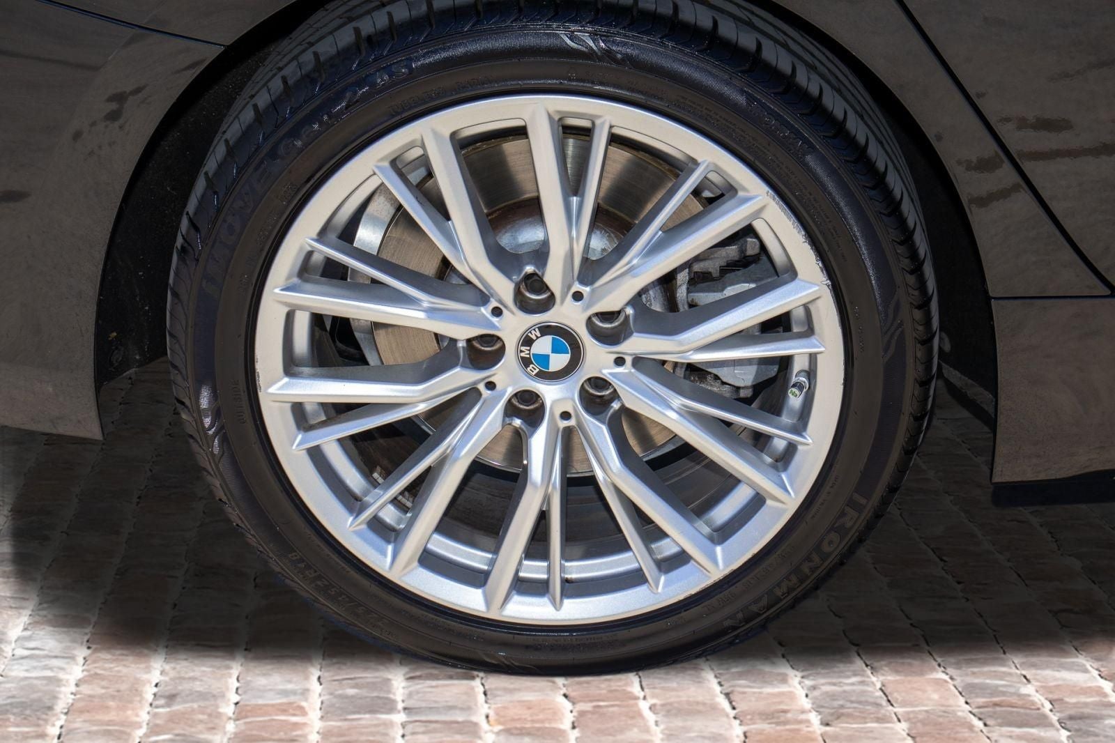 2024 BMW 3 Series 330i