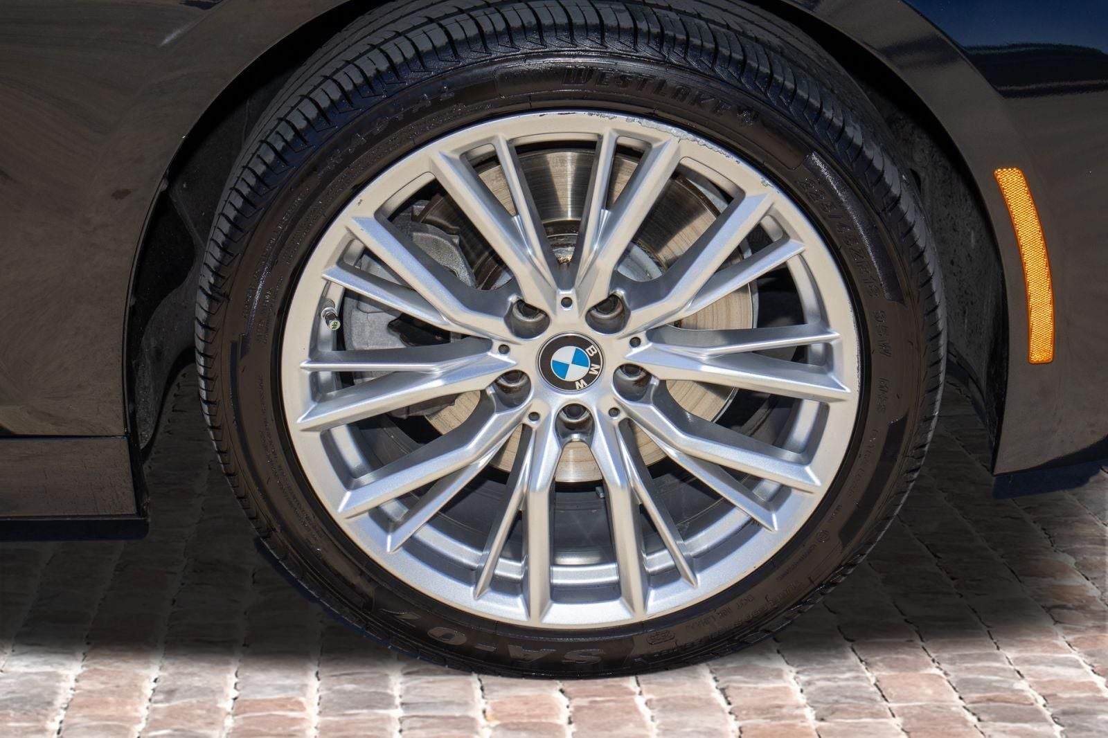 2024 BMW 3 Series 330i