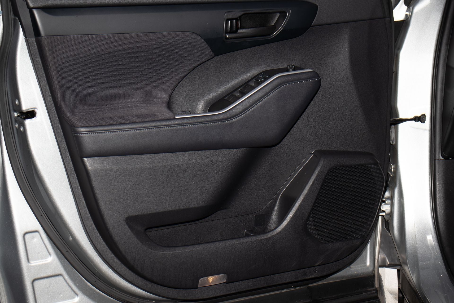 2020 Toyota Highlander L