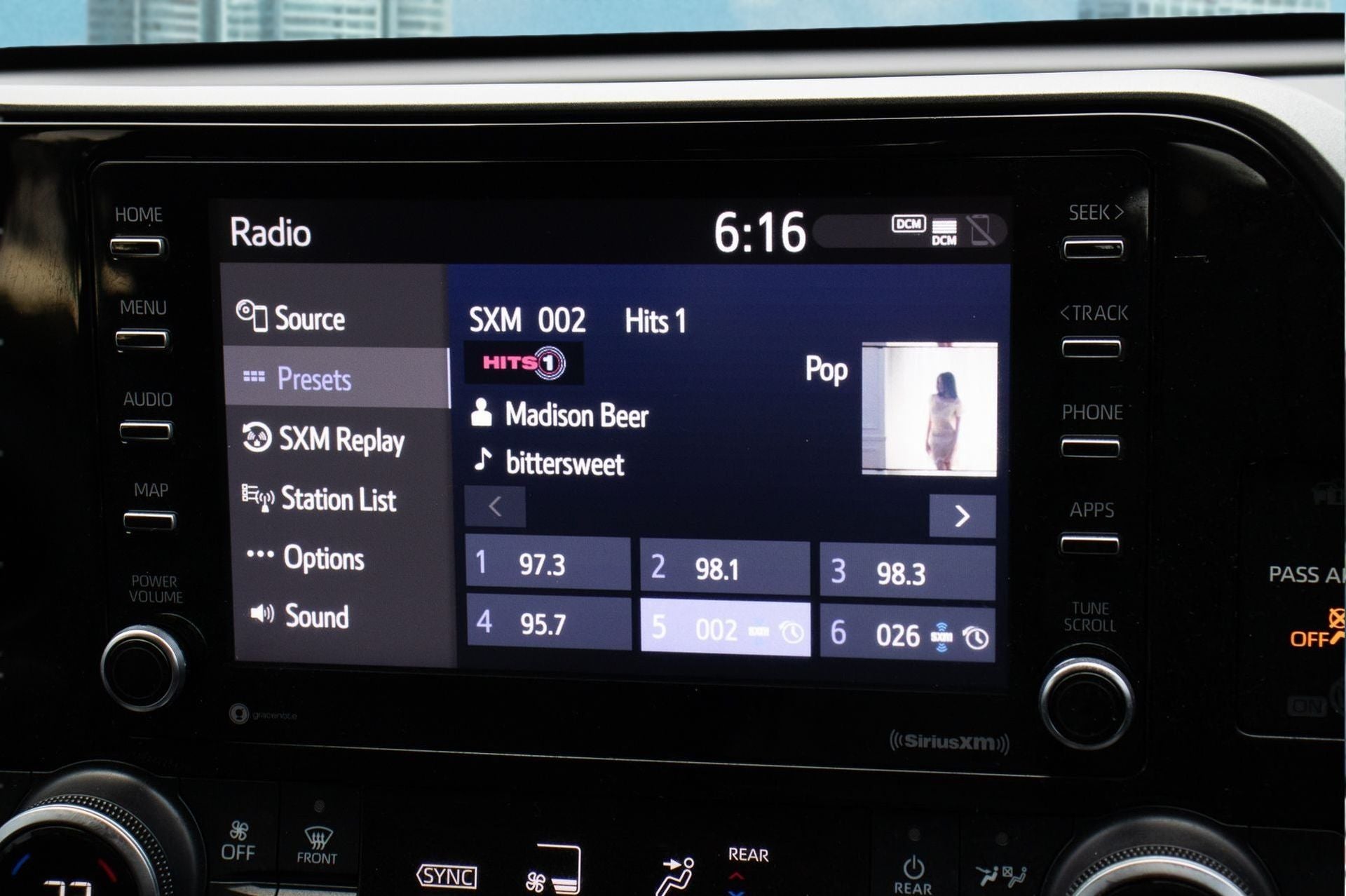 2020 Toyota Highlander L