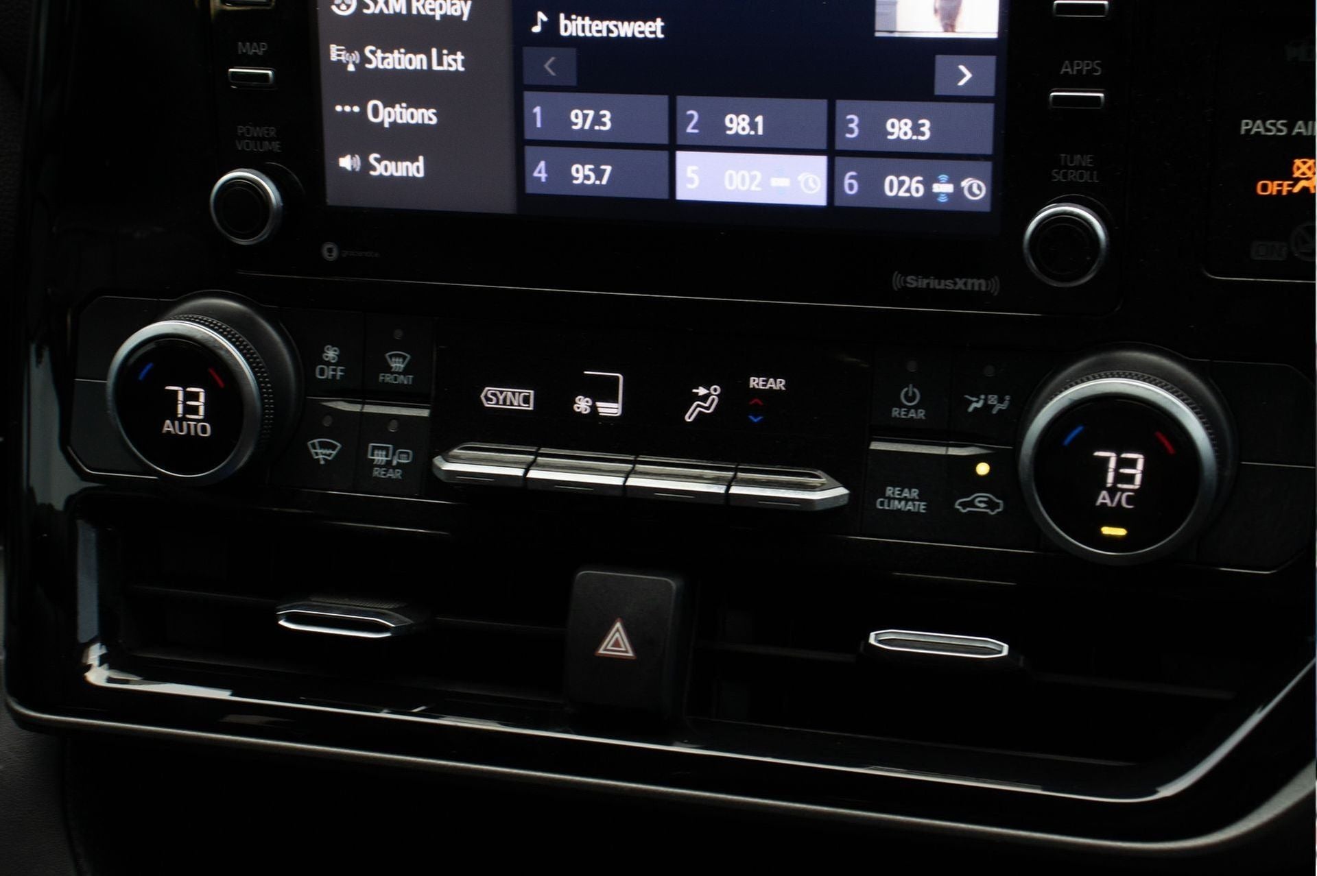 2020 Toyota Highlander L