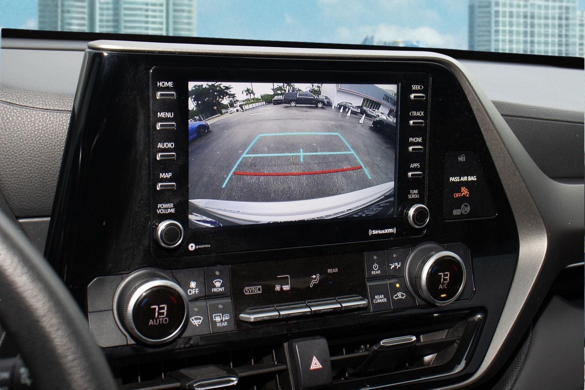 2020 Toyota Highlander L