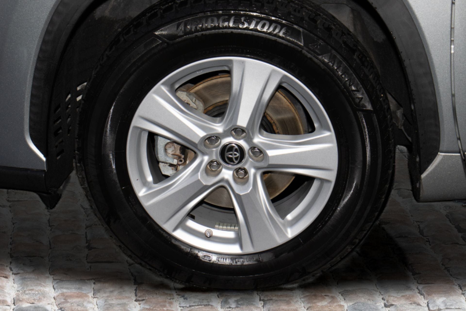 2020 Toyota Highlander L