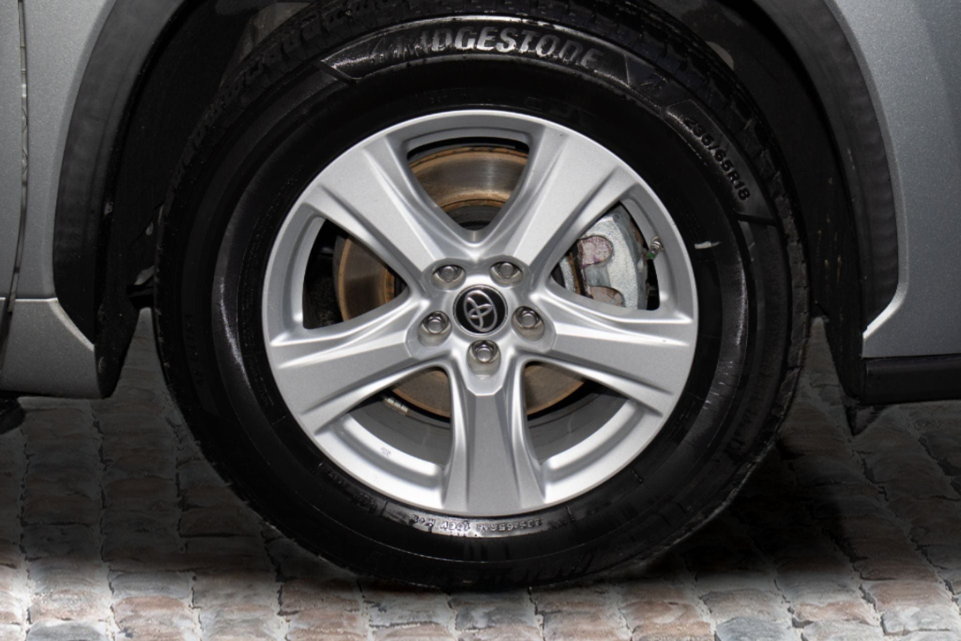 2020 Toyota Highlander L