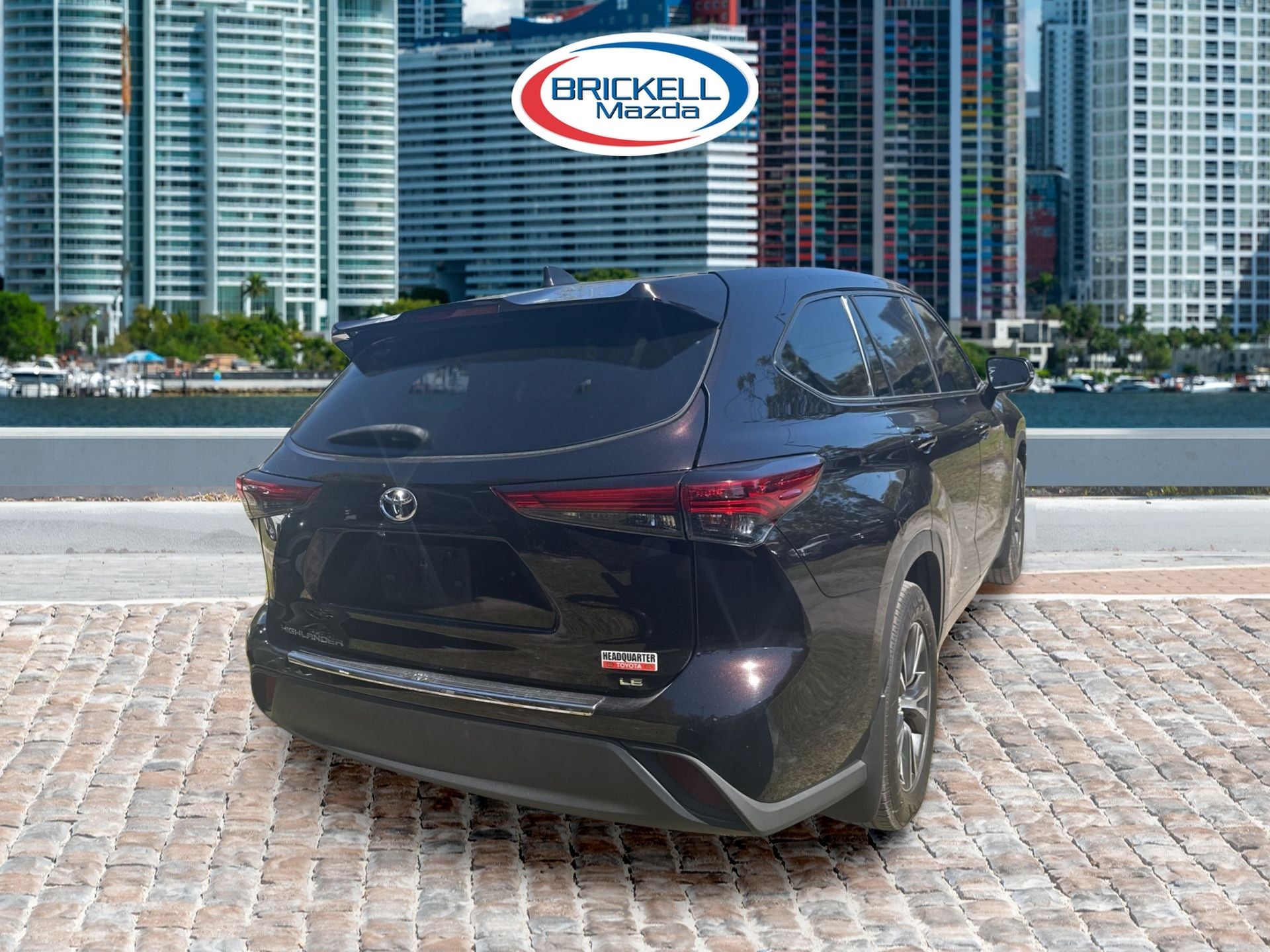 2022 Toyota Highlander LE