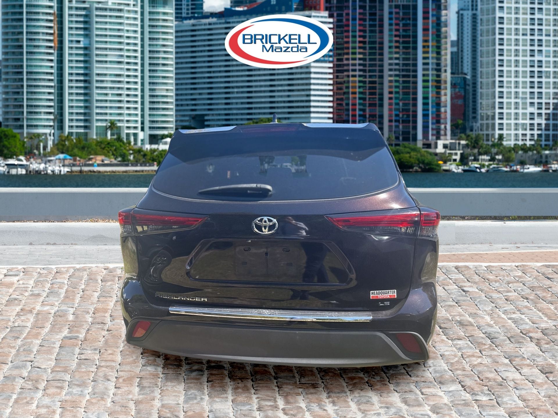 2022 Toyota Highlander LE