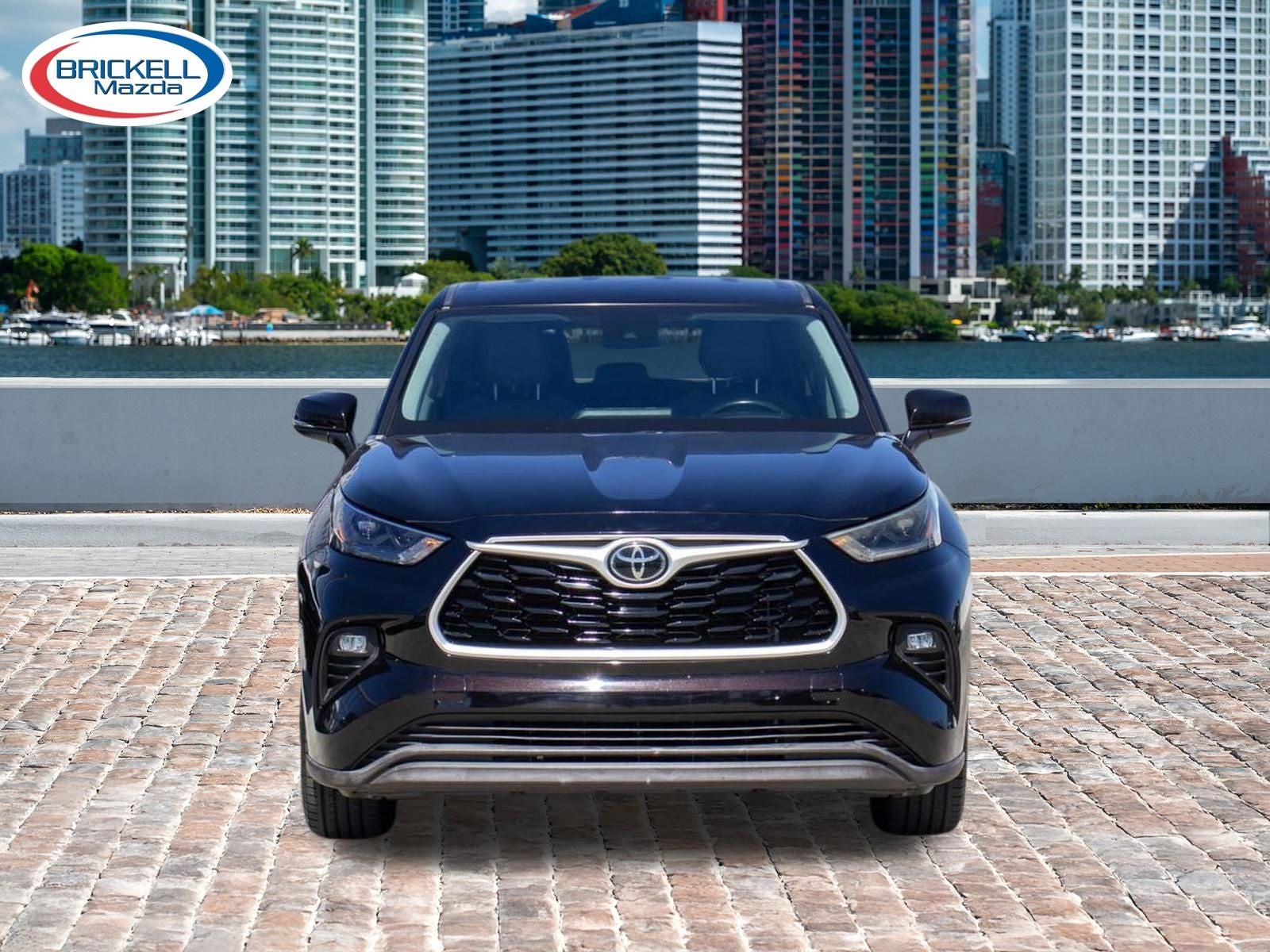 2022 Toyota Highlander LE