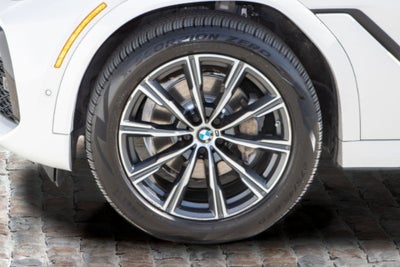 2023 BMW X6 xDrive40i