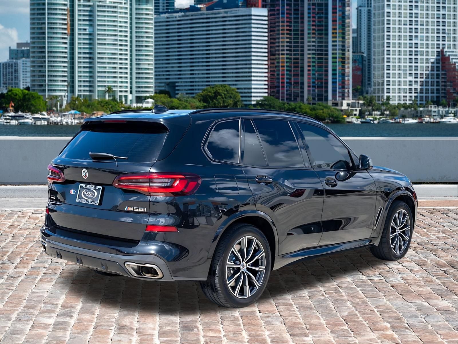 2023 BMW X5 M50i