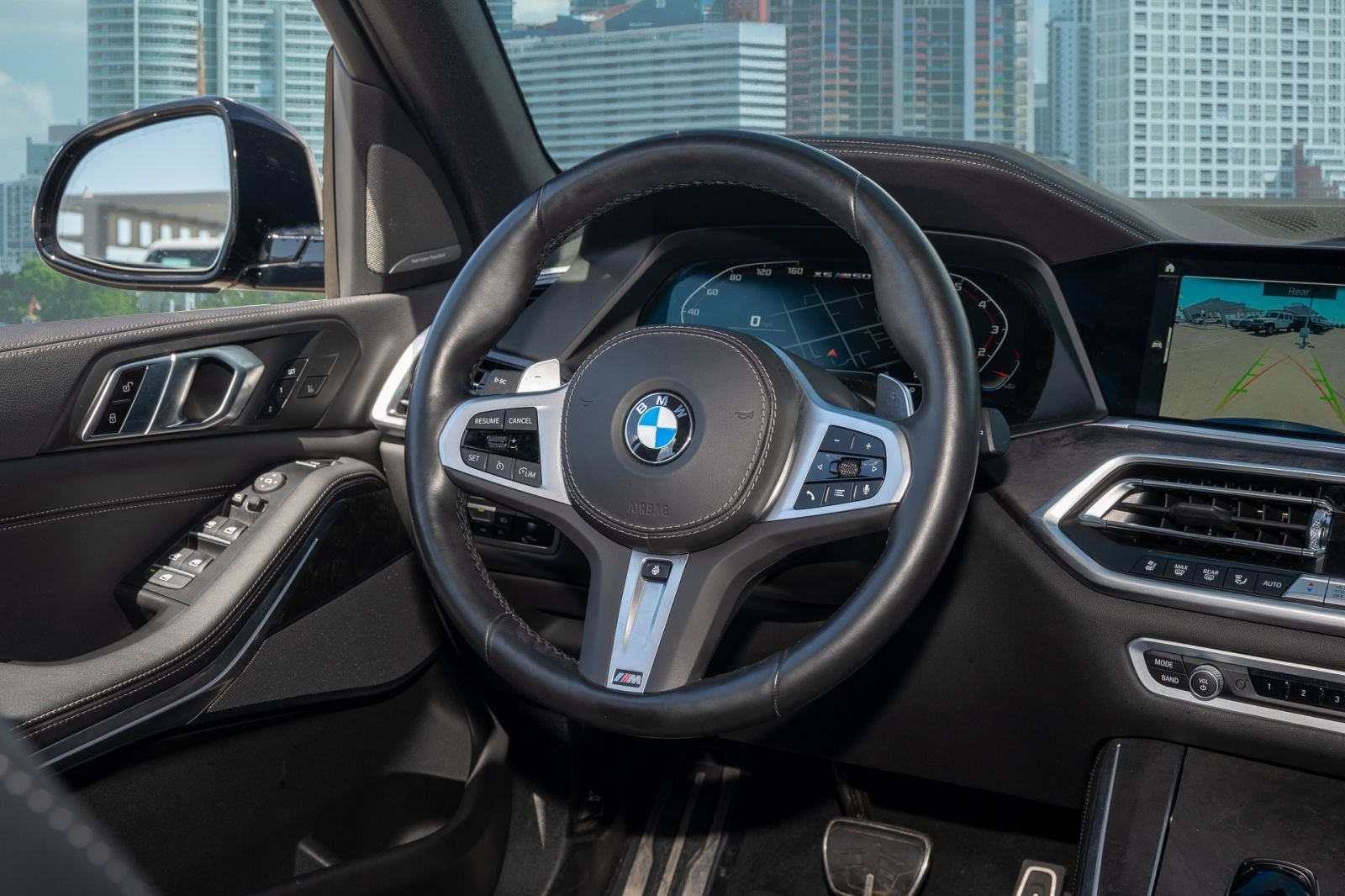 2023 BMW X5 M50i