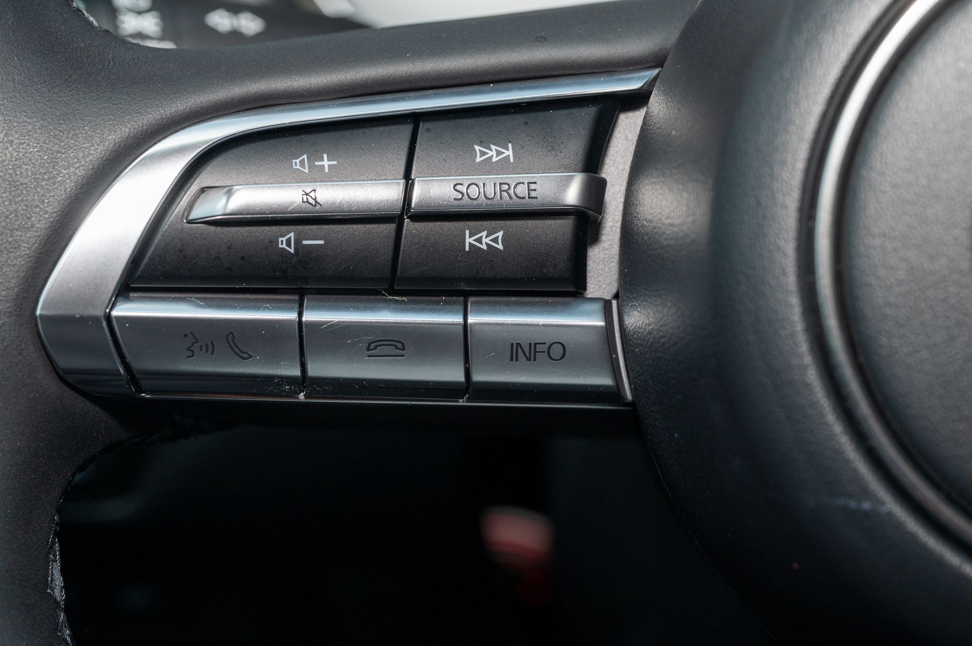 2025 Mazda Mazda CX-50 Hybrid Premium Plus