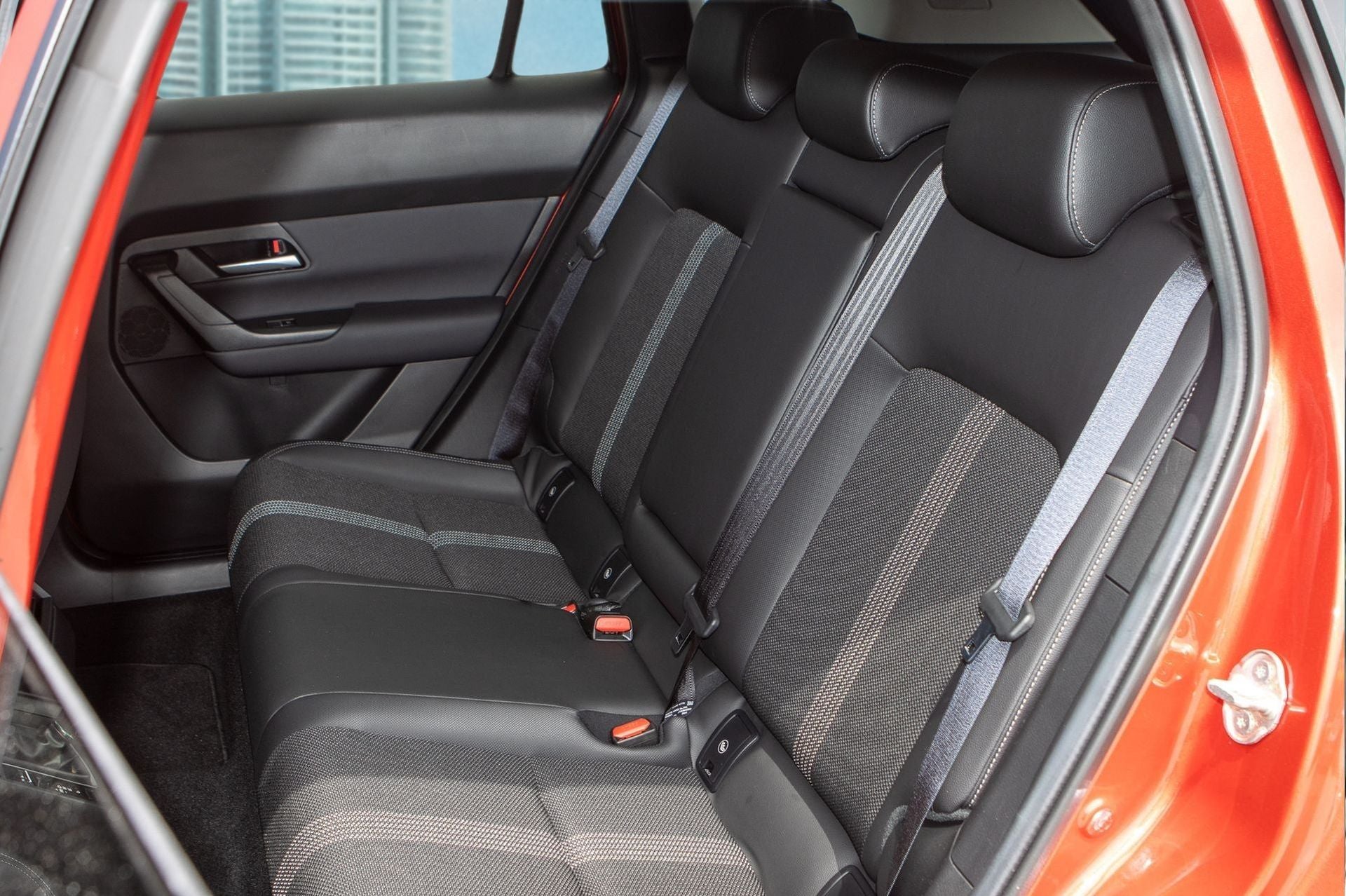 2025 Mazda Mazda CX-50 2.5 S Premium Package