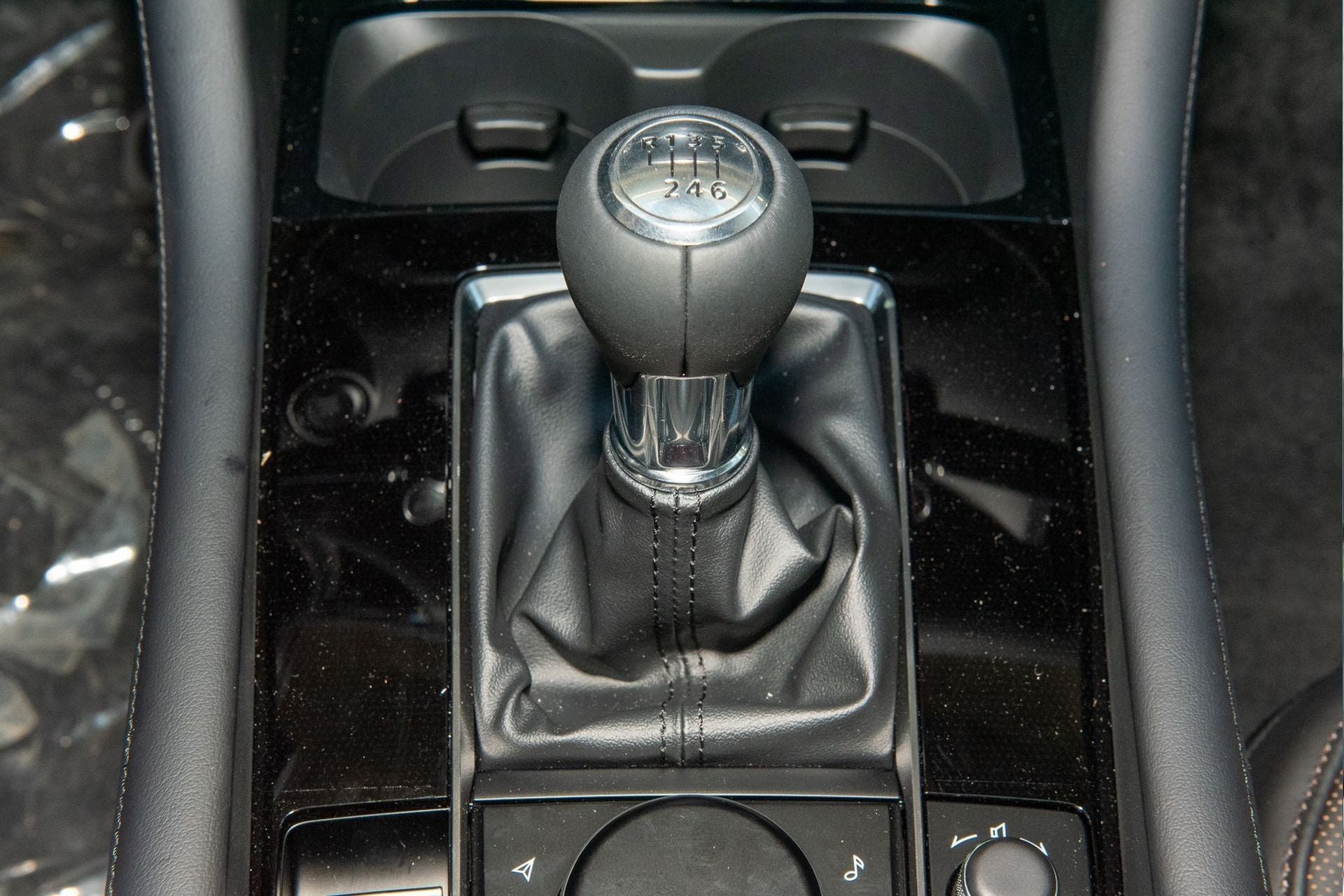 2025 Mazda Mazda3 2.5 S Premium Package