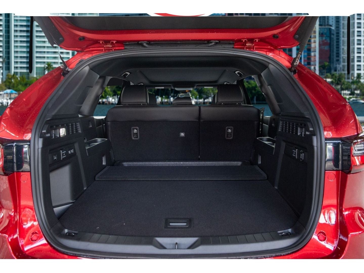 2025 Mazda Mazda CX-70 PHEV Premium Plus