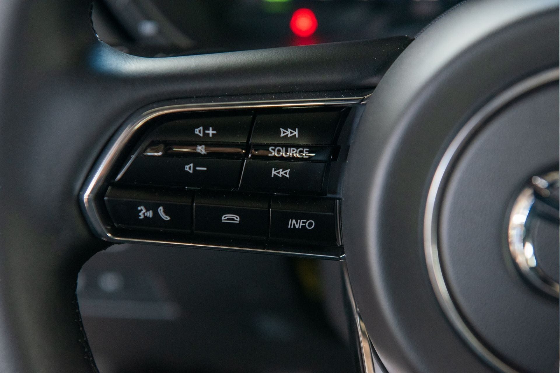 2025 Mazda Mazda CX-70 PHEV Premium Plus