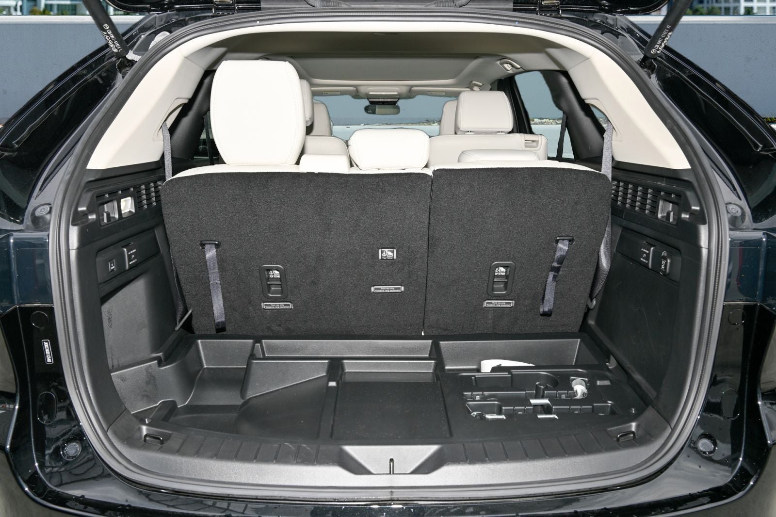 2024 Mazda Mazda CX-90 PHEV Premium Plus