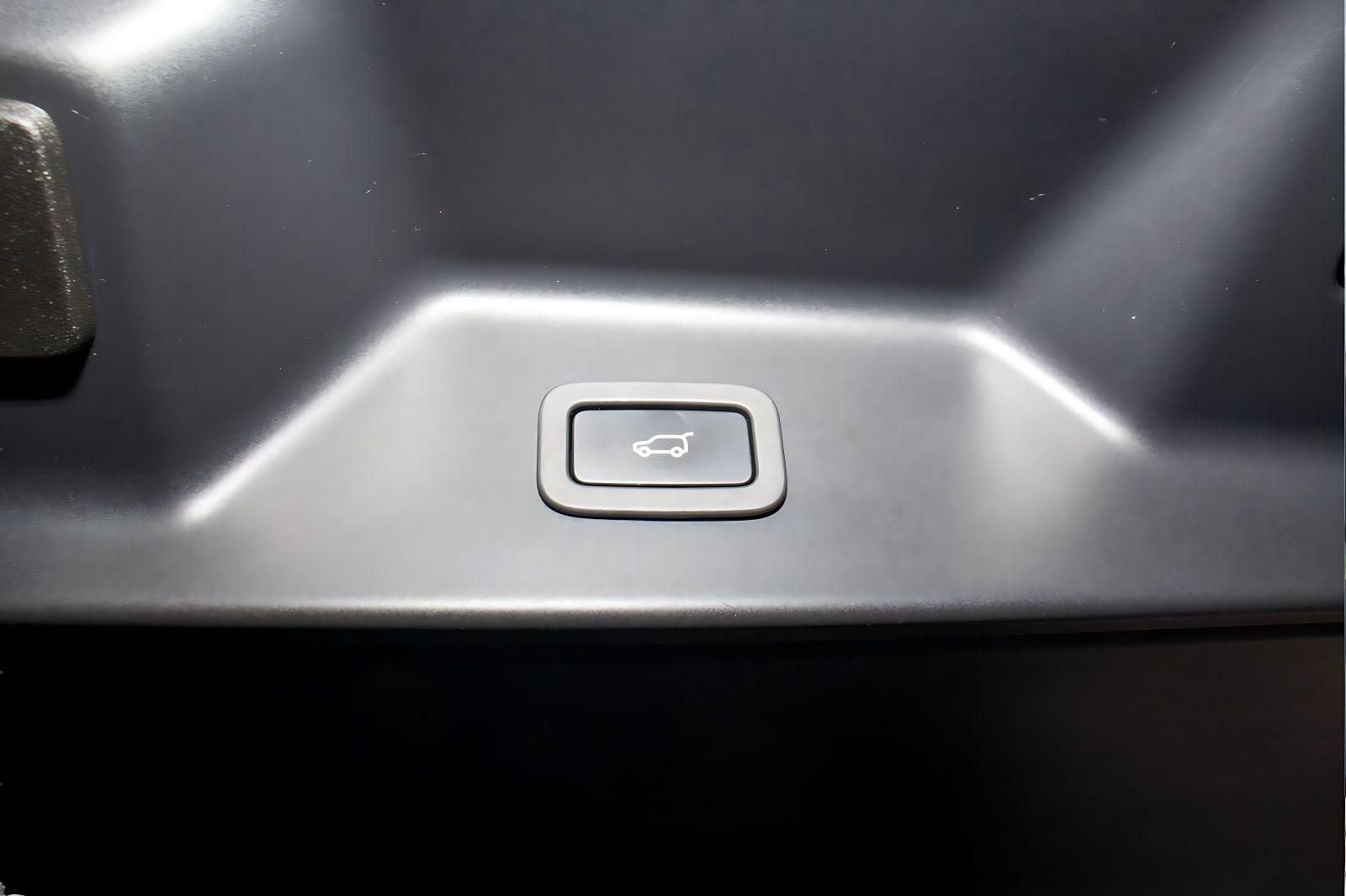 2018 Land Rover Range Rover 3.0L V6 Supercharged HSE