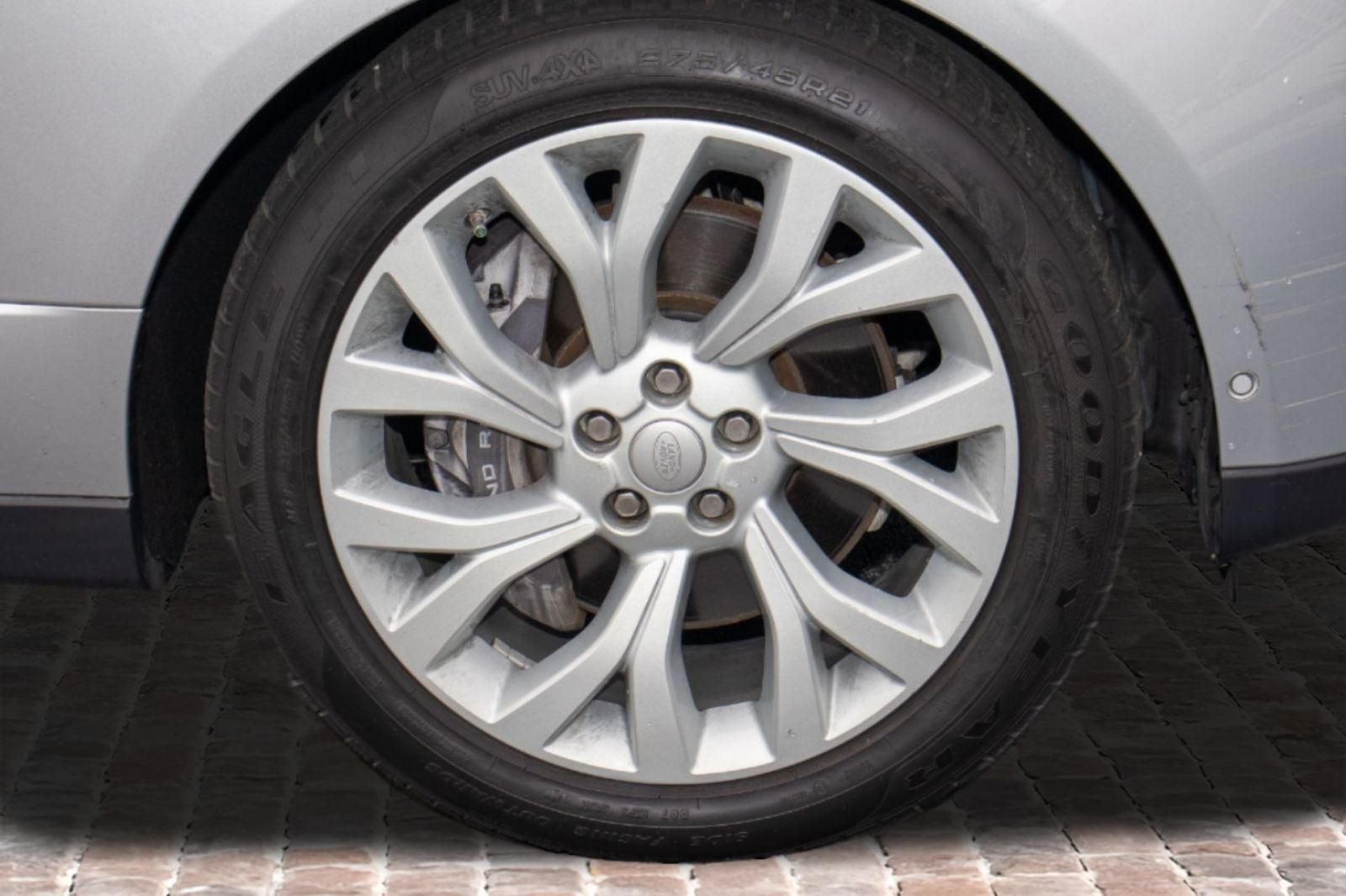 2018 Land Rover Range Rover 3.0L V6 Supercharged HSE