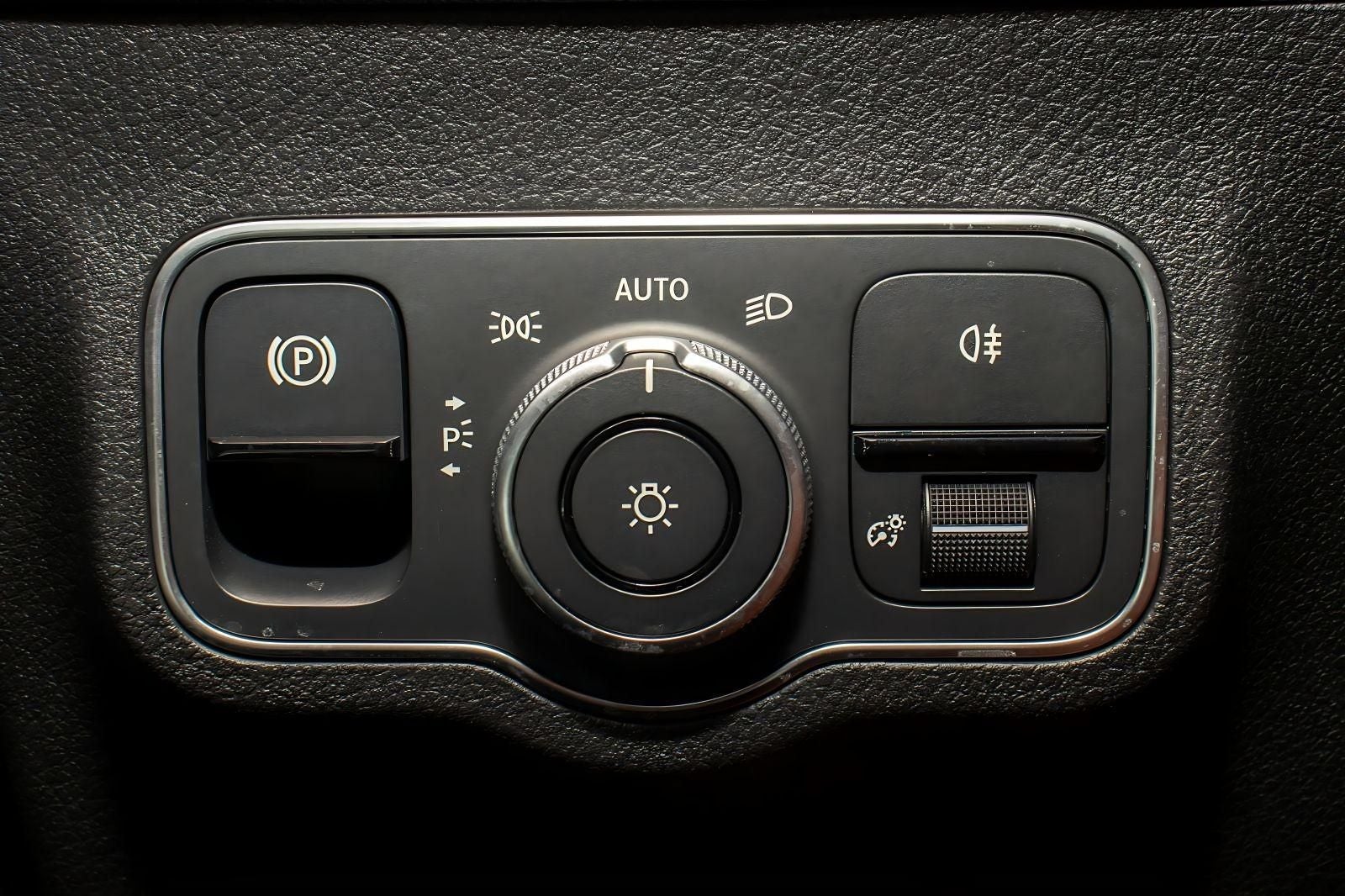 2023 Mercedes-Benz GLB GLB 250