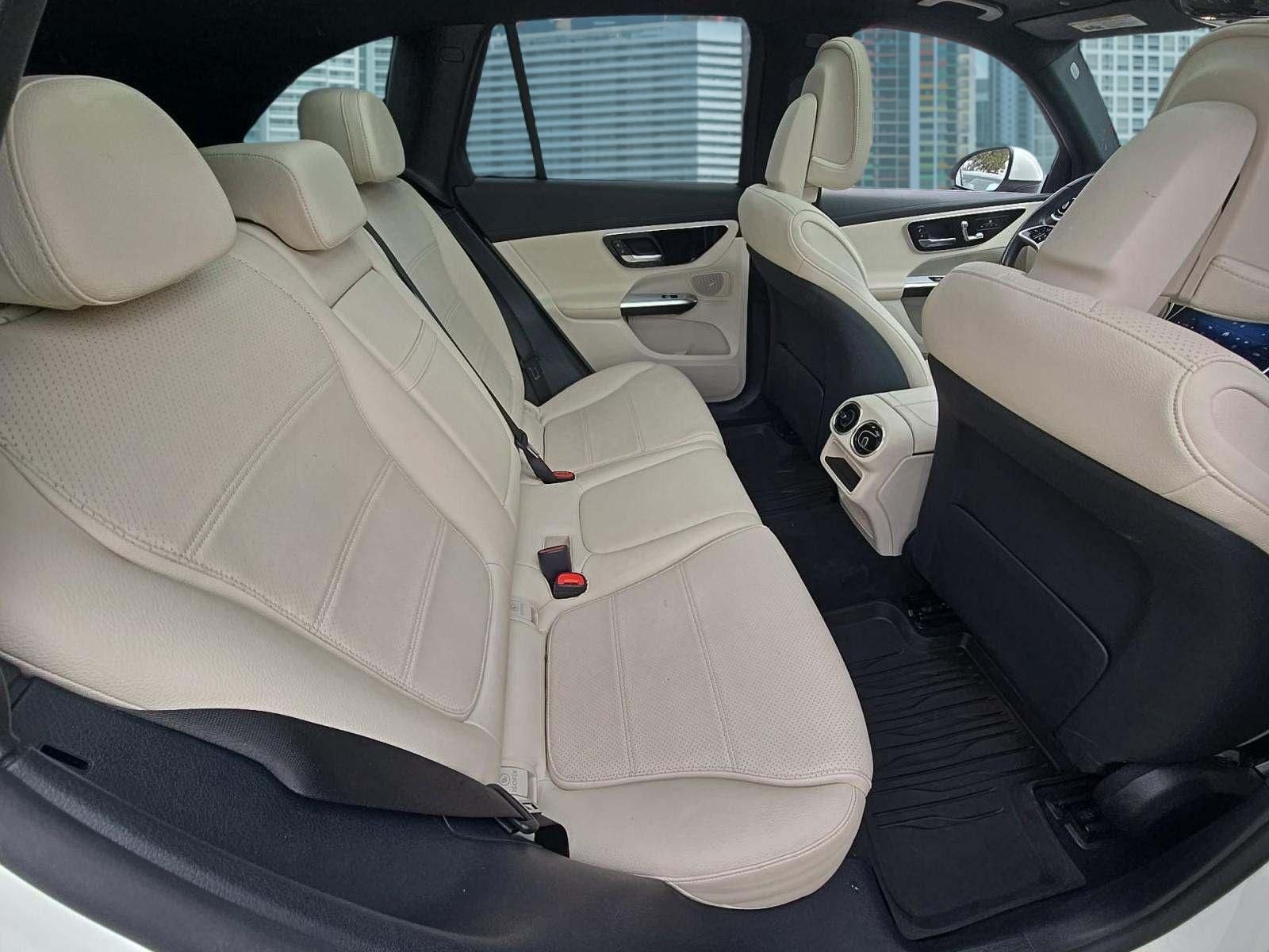 2023 Mercedes-Benz GLC GLC 300