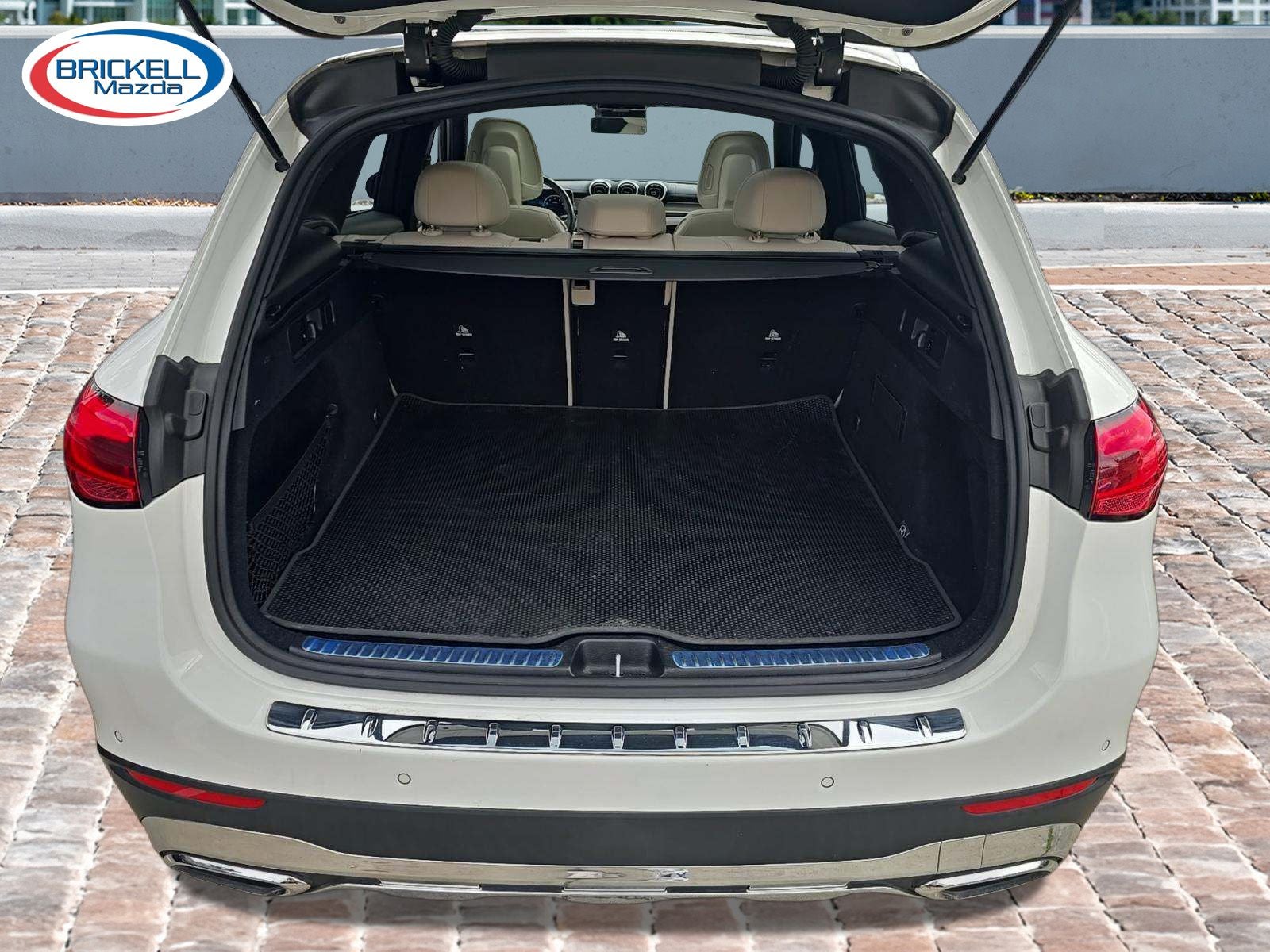 2023 Mercedes-Benz GLC GLC 300