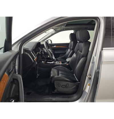 2023 Audi Q5 45 S line Premium quattro