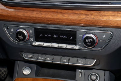 2023 Audi Q5 45 S line Premium quattro