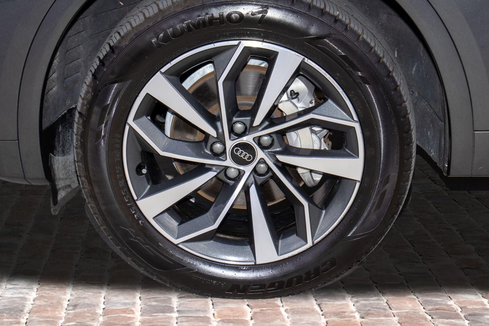 2023 Audi Q5 45 S line Premium quattro