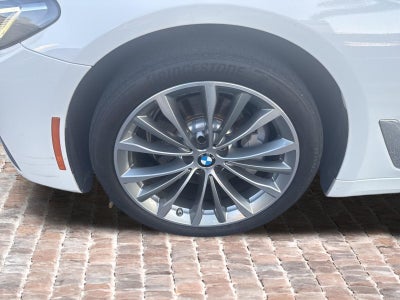 2023 BMW 5 Series 530i