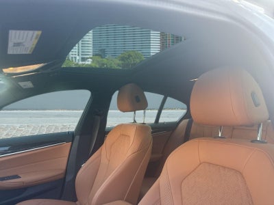 2023 BMW 5 Series 530i