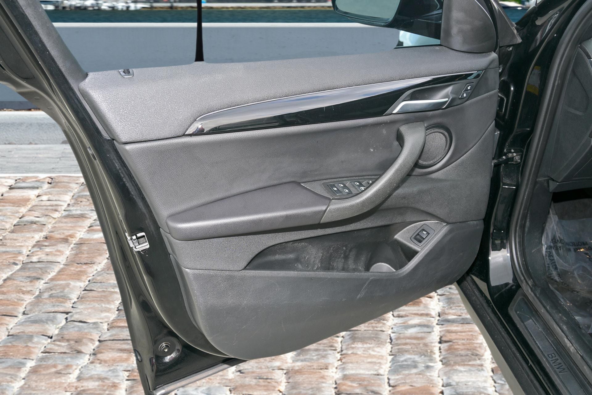 2022 BMW X2 sDrive28i