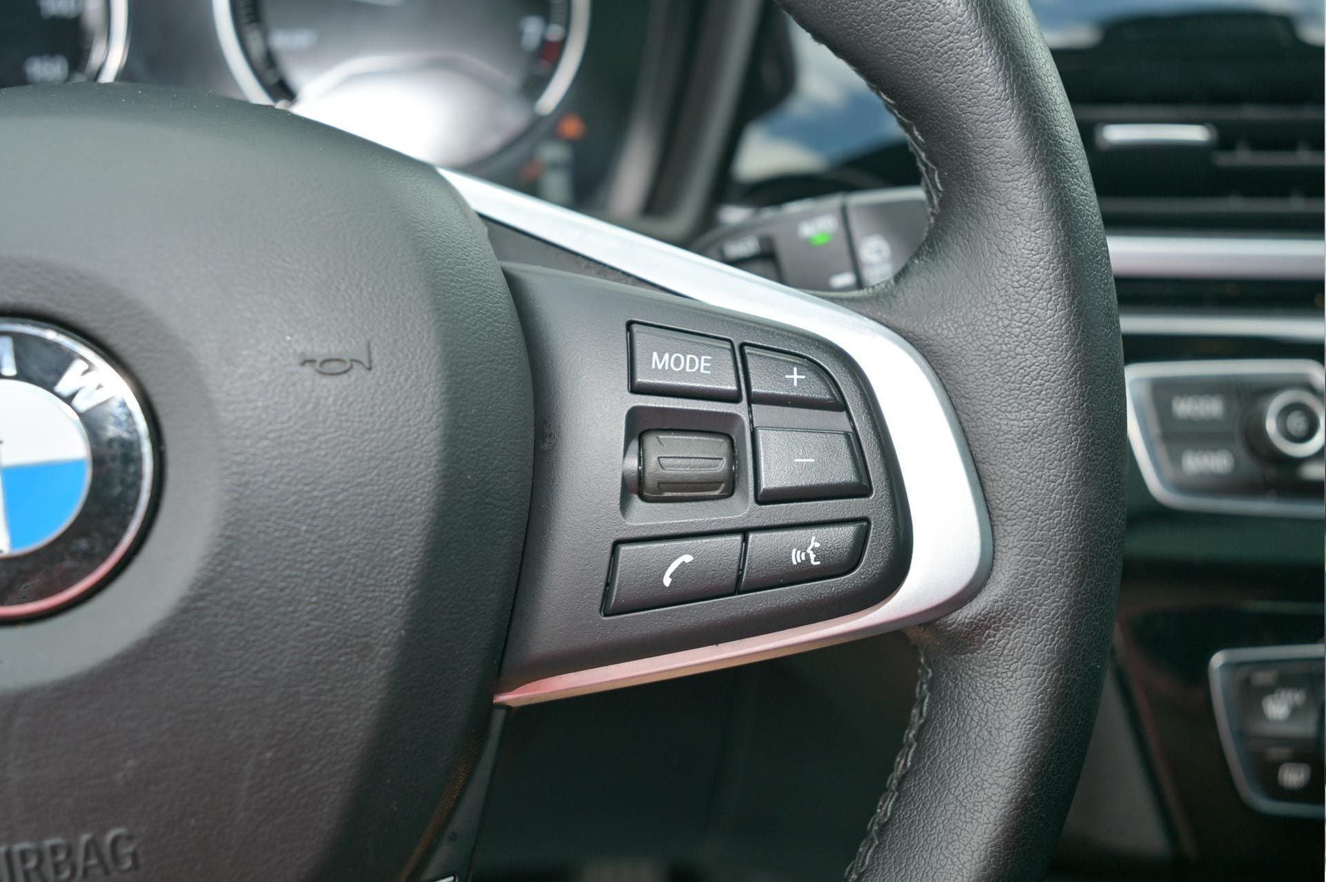 2022 BMW X2 sDrive28i