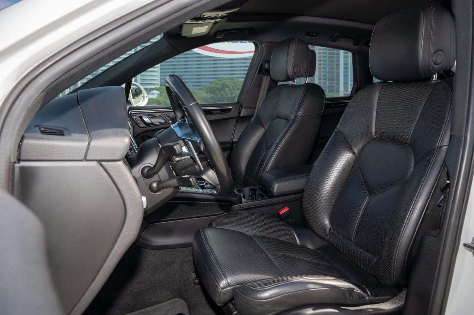 2018 Porsche Macan Base