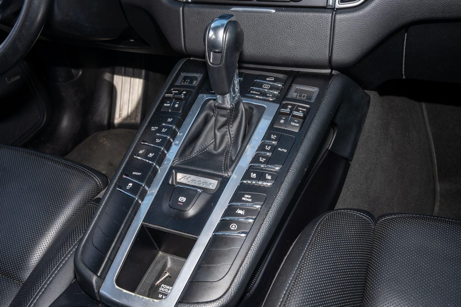 2018 Porsche Macan Base