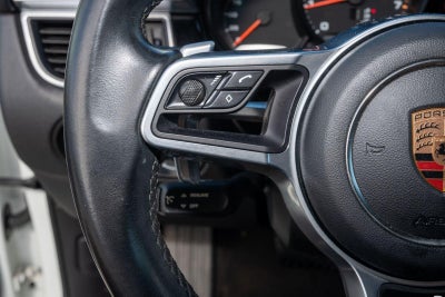 2018 Porsche Macan Base