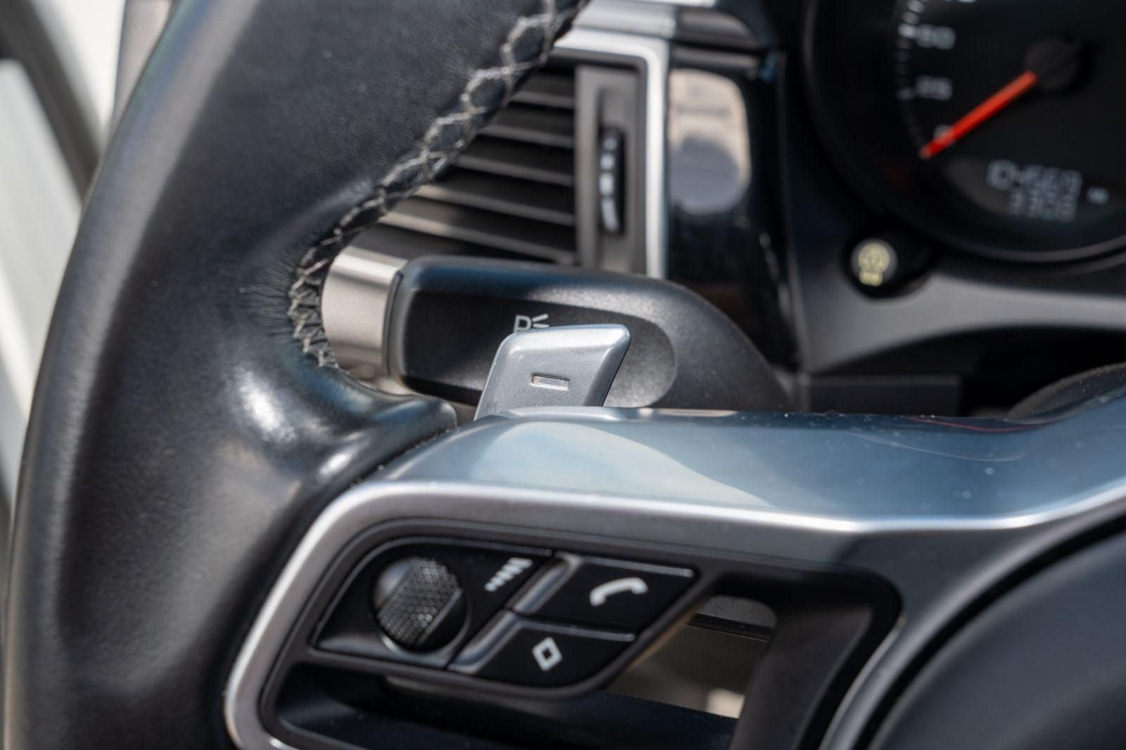 2018 Porsche Macan Base