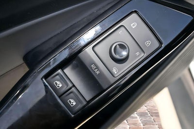 2021 Volkswagen ID.4 Pro