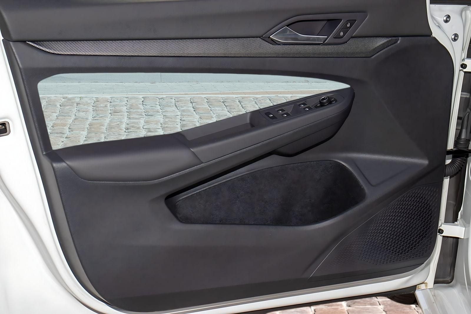 2025 Volkswagen Golf R 2.0T